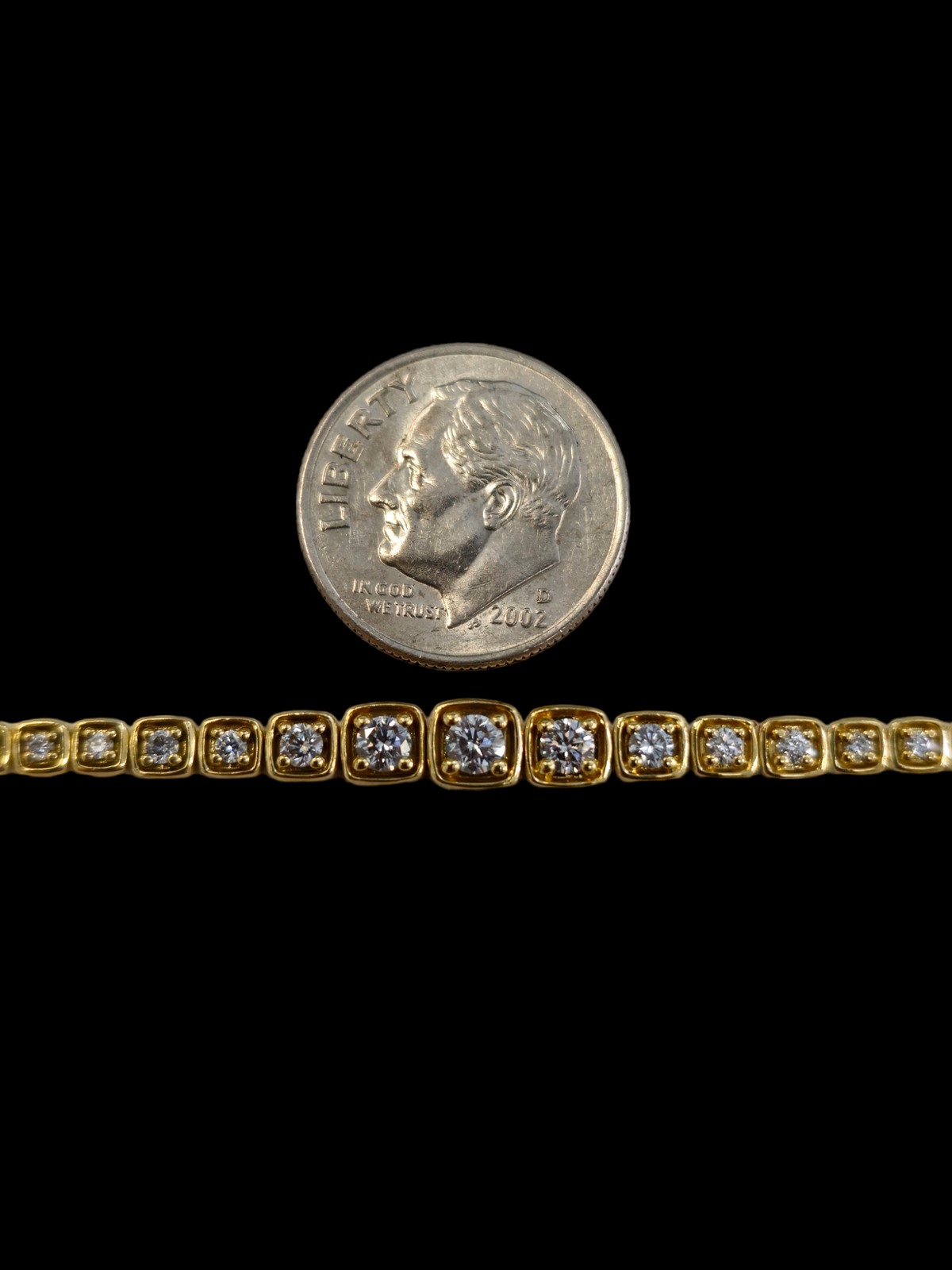Graduated Diamond Bracelet made in 14-Karat Yellow Gold