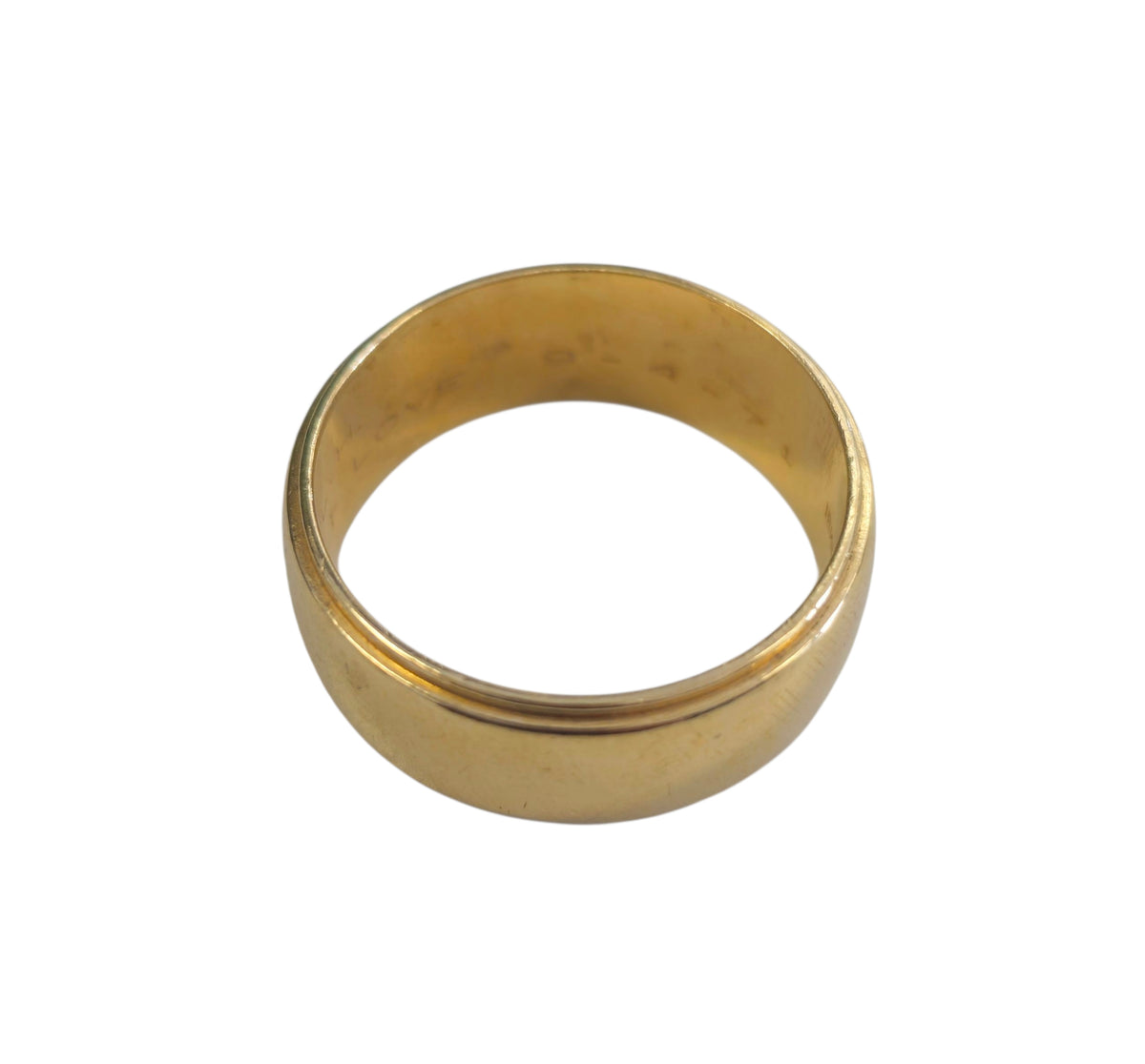 Men's Wedding Band in 18 Karat Yellow Gold Ring