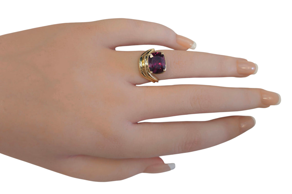 Rhodolite Garnet Cushion Cut in 14 Karat Yellow Gold