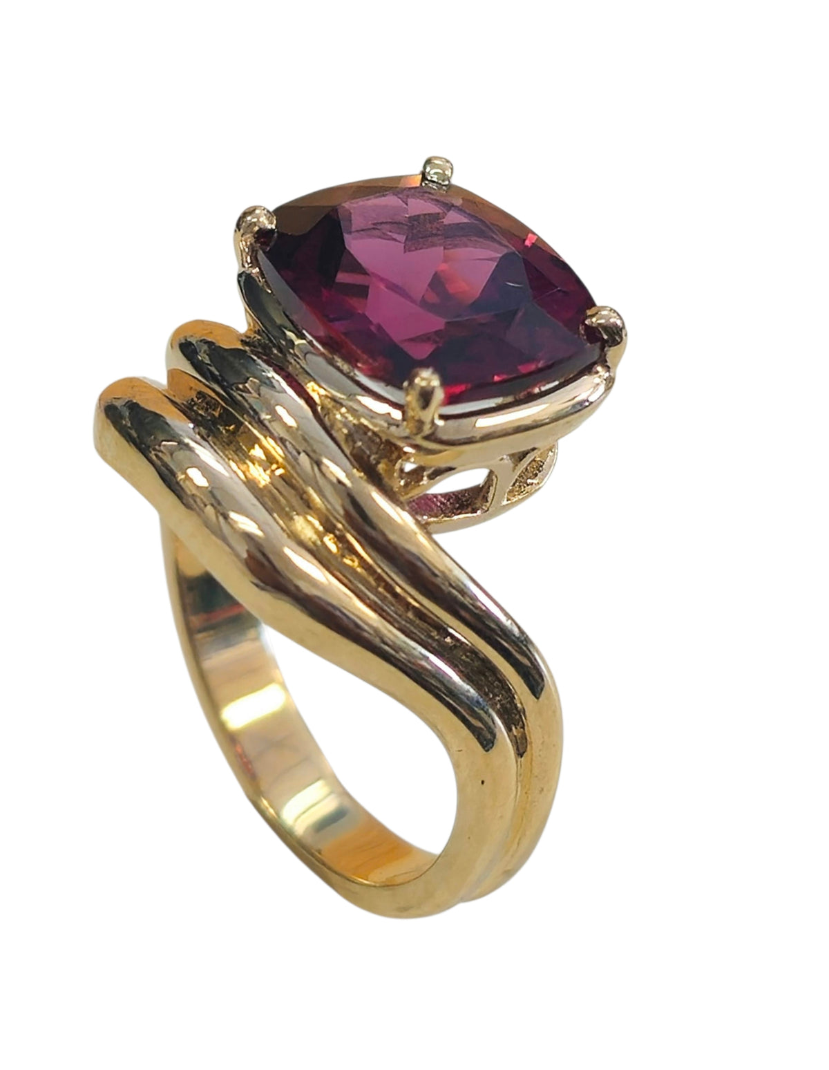 Rhodolite Garnet Cushion Cut in 14 Karat Yellow Gold