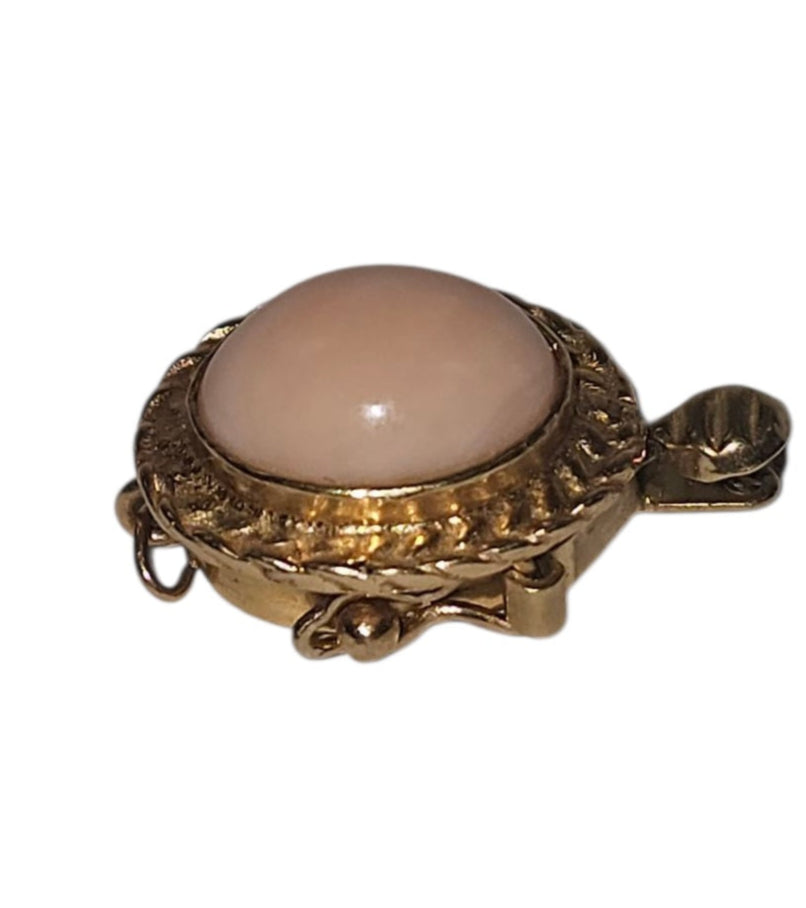 Pink Coral Clasp in 14 Karat Yellow Gold