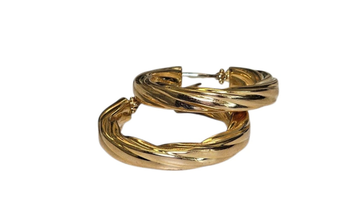Twisted Hoop Earring in 18 Karat Yellow Gold