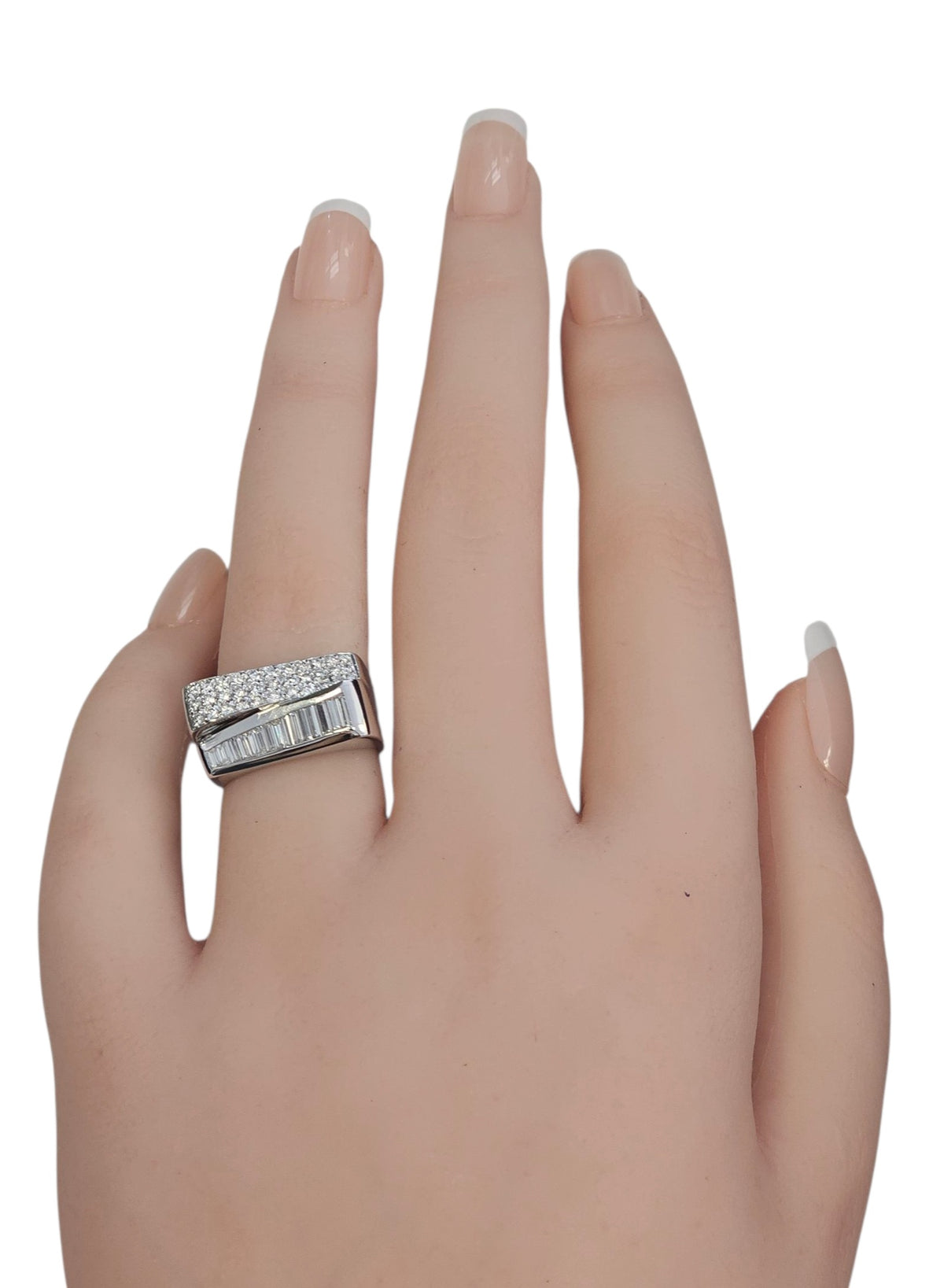 Round and Baguette Diamond Ring in 18 Karat White Gold