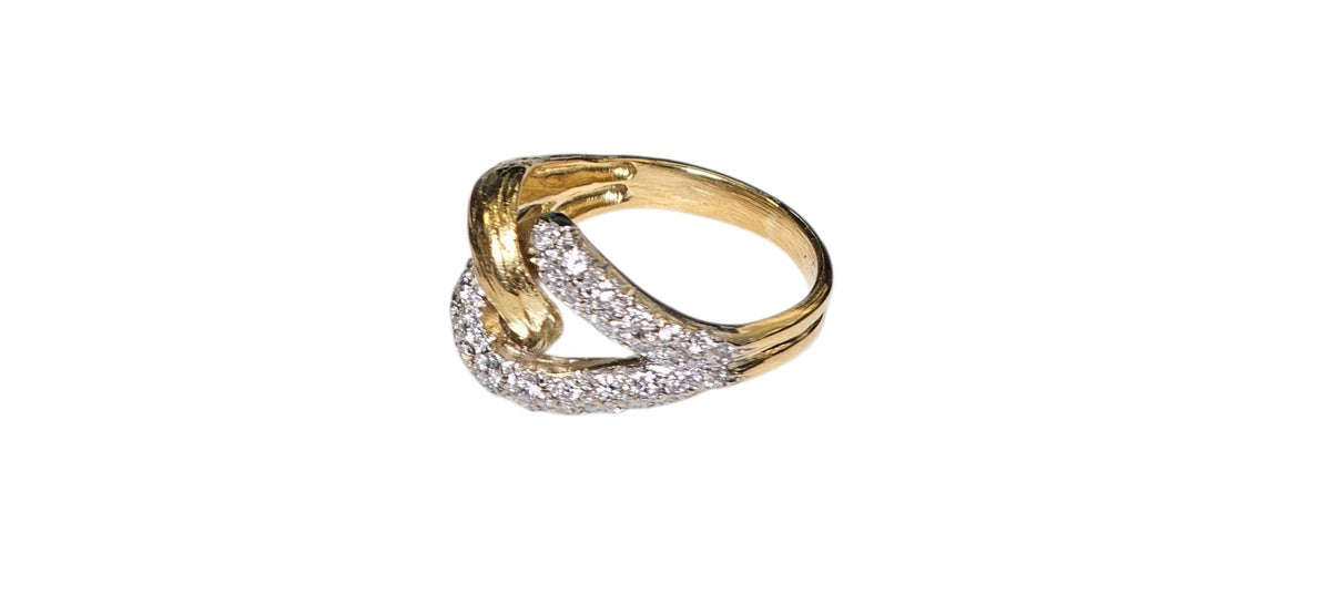 Two Tone Puffed Link Diamond Ring in  18 Karat Two Tone Gold