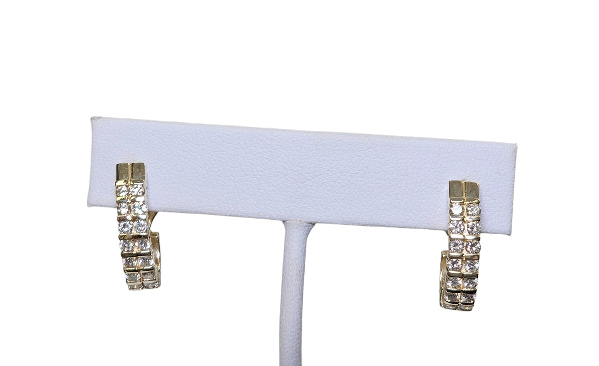 J-Hoop Diamond Hearing in 14 Karat Yellow Gold