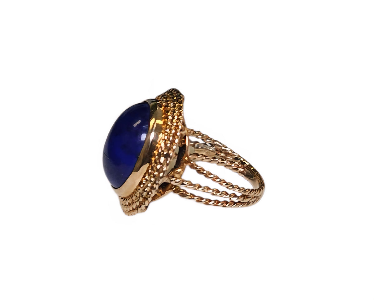 Lapis Lazuli Ring in 14 Karat Yellow Gold