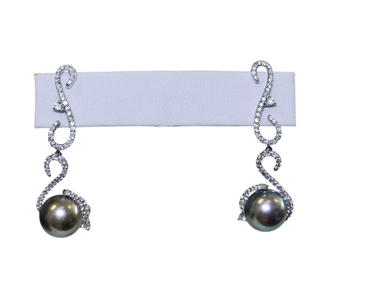 Tahitian Pearl Diamond Dangle Earring in 14 Karat White Gold