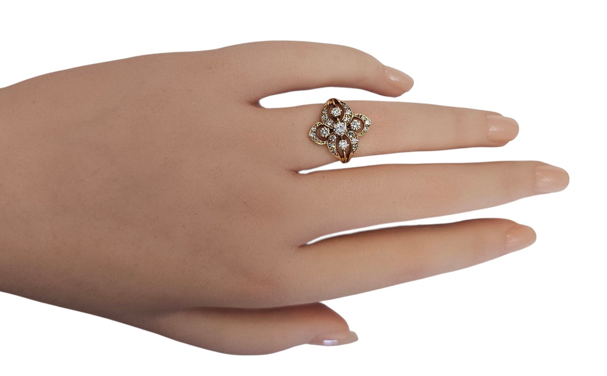 Starburst Floral Diamond Ring in 14 Karat Yellow Gold
