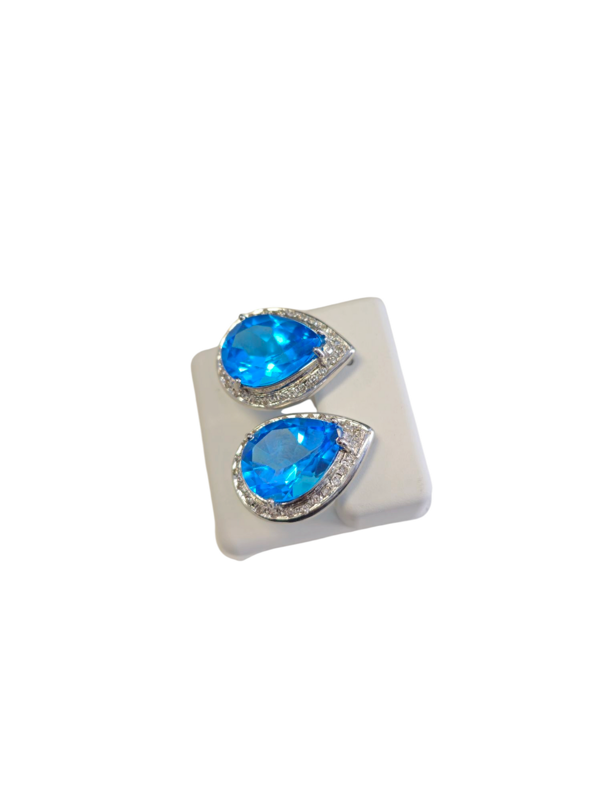 Blue Topaz Pair shape Earrings in 18 Kt White Gold with Diamonds