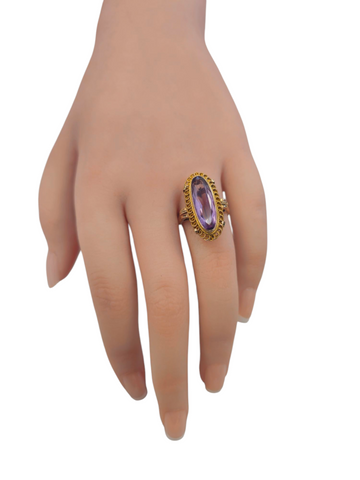 Oval Amethyst Ring in 14 KT Yellow Gold