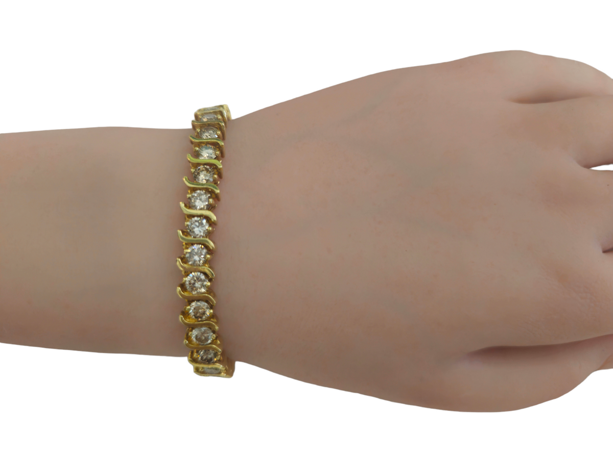 S-Diamond Tennis Bracelet in 14 Karat Gold