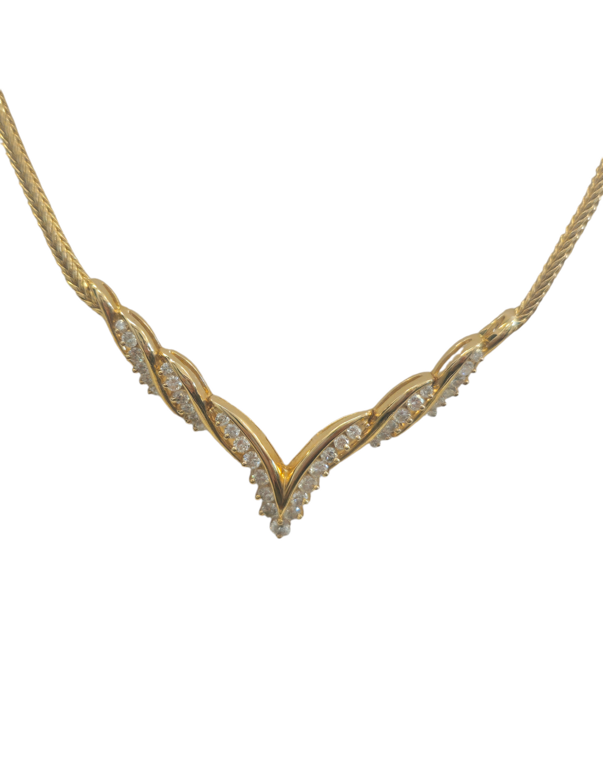 V-Shaped Twisted Design with Diamonds in 14 Karat Gold