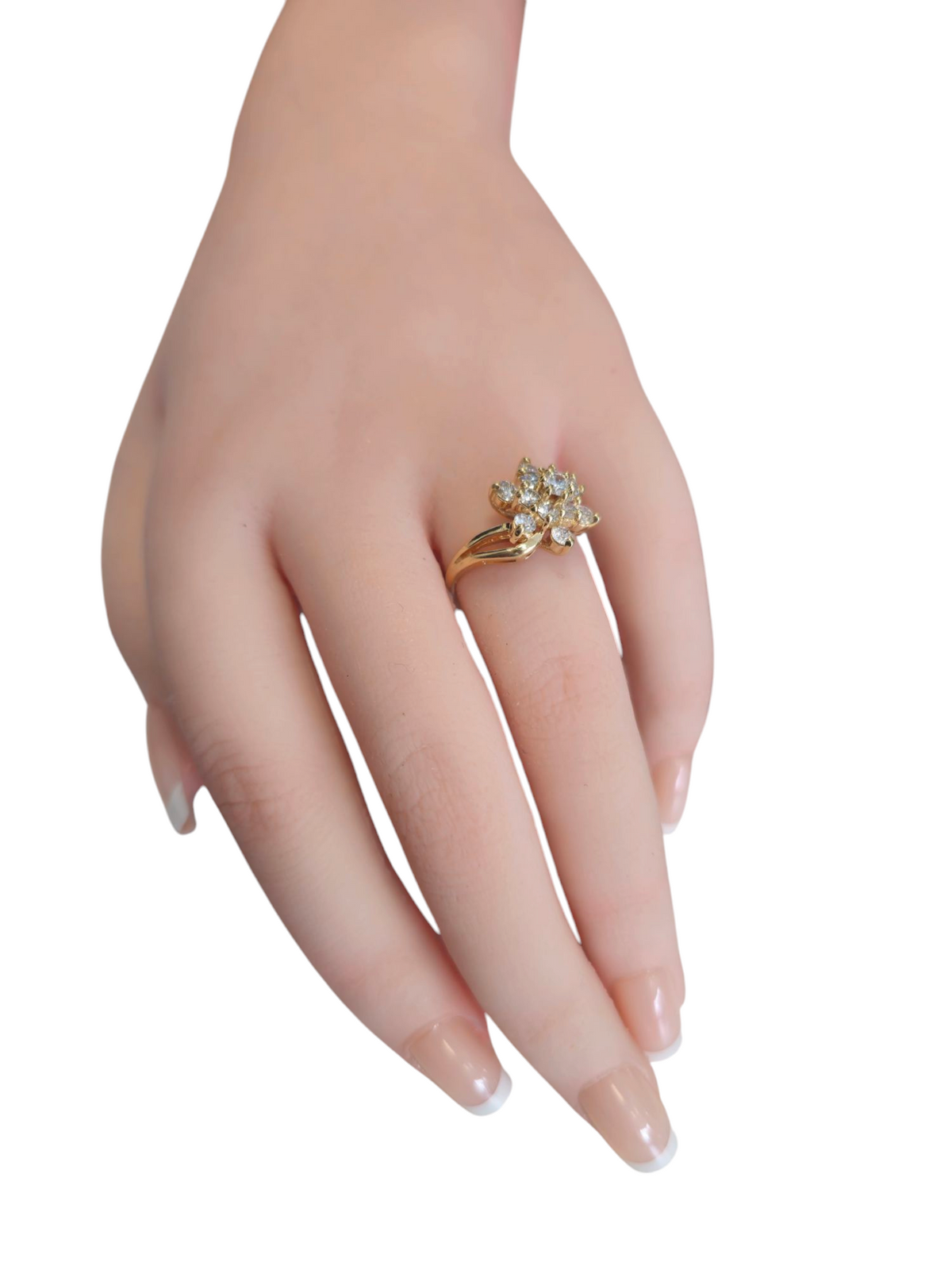 Exquisite Gold and Diamond Cluster Star Ring