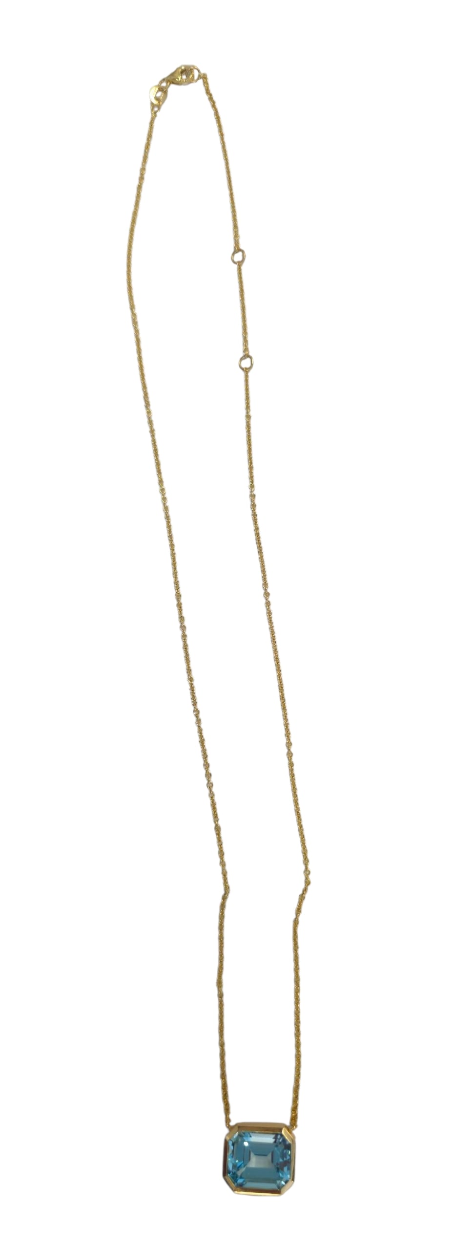 Blue Topaz Pendant Necklace in 14 Karat Yellow Gold