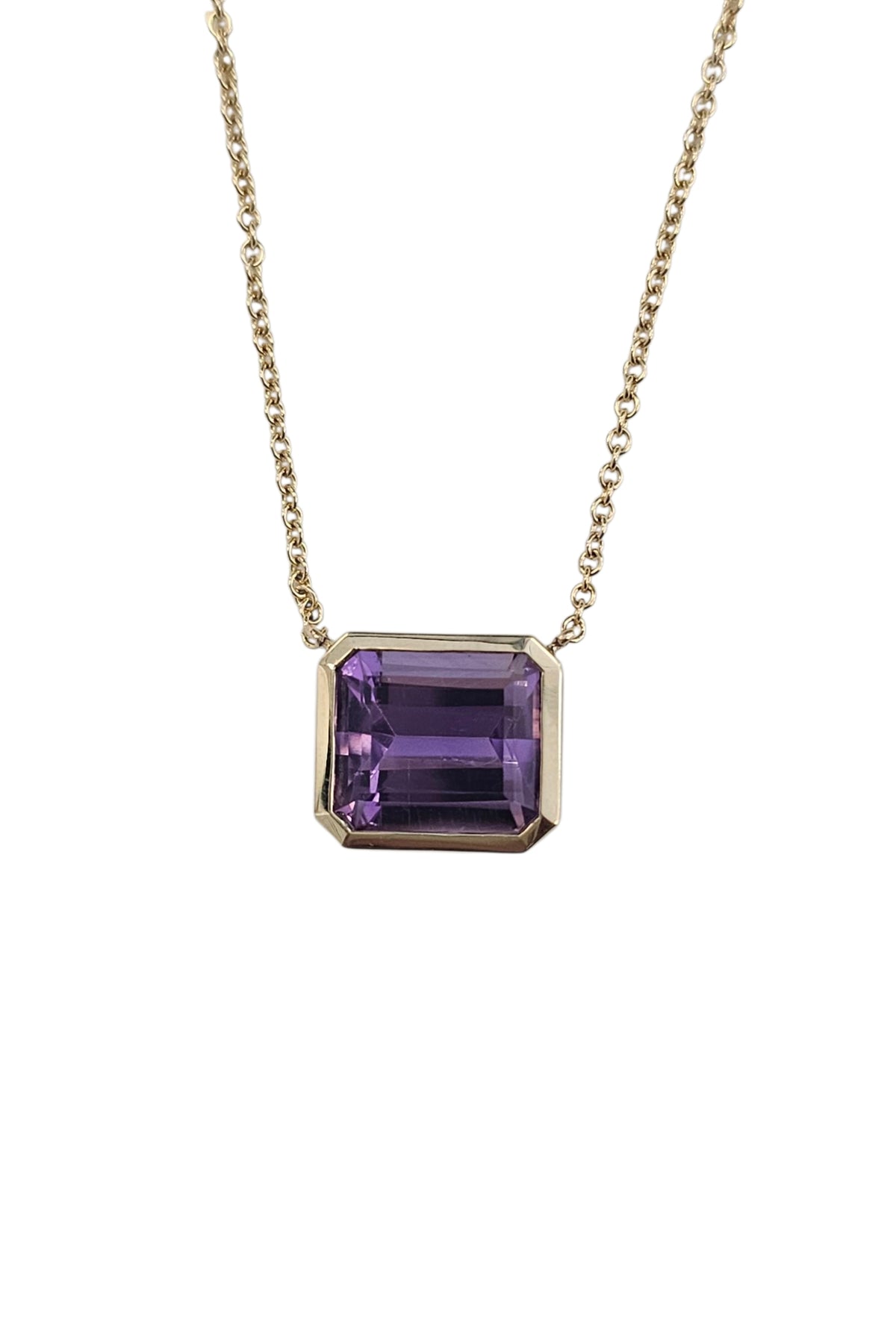 Emerald Cut Amethyst Pendant Necklace in 14 Karat Yellow Gold