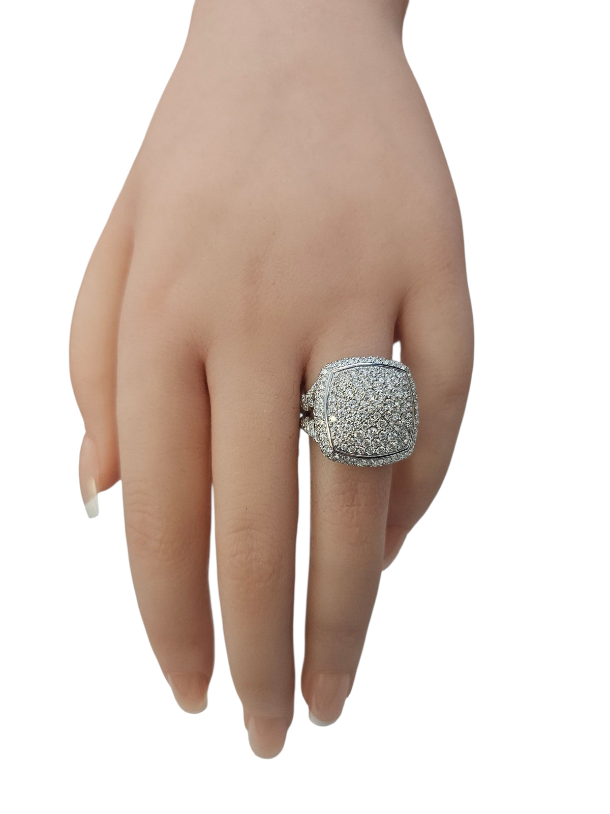 David Yurman Diamond Ring in 18 Karat White Gold
