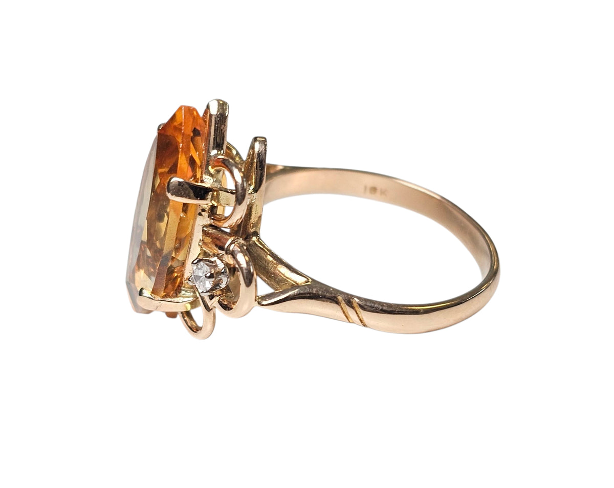 Marquise Citrine Diamond Ring in 18 Karat Yellow Gold