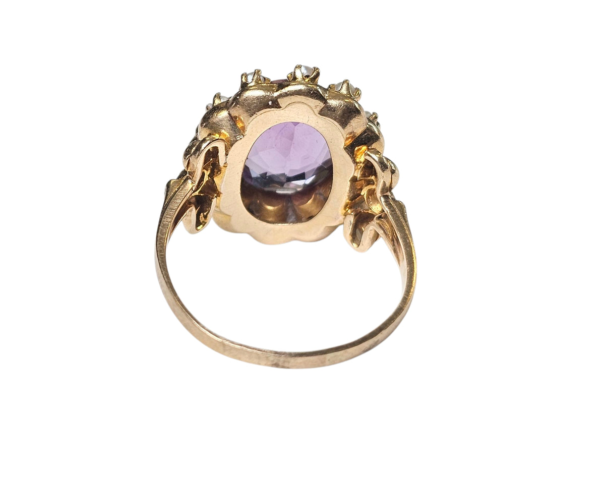Amethyst Pearl Ring in 14 Karat Yellow Gold