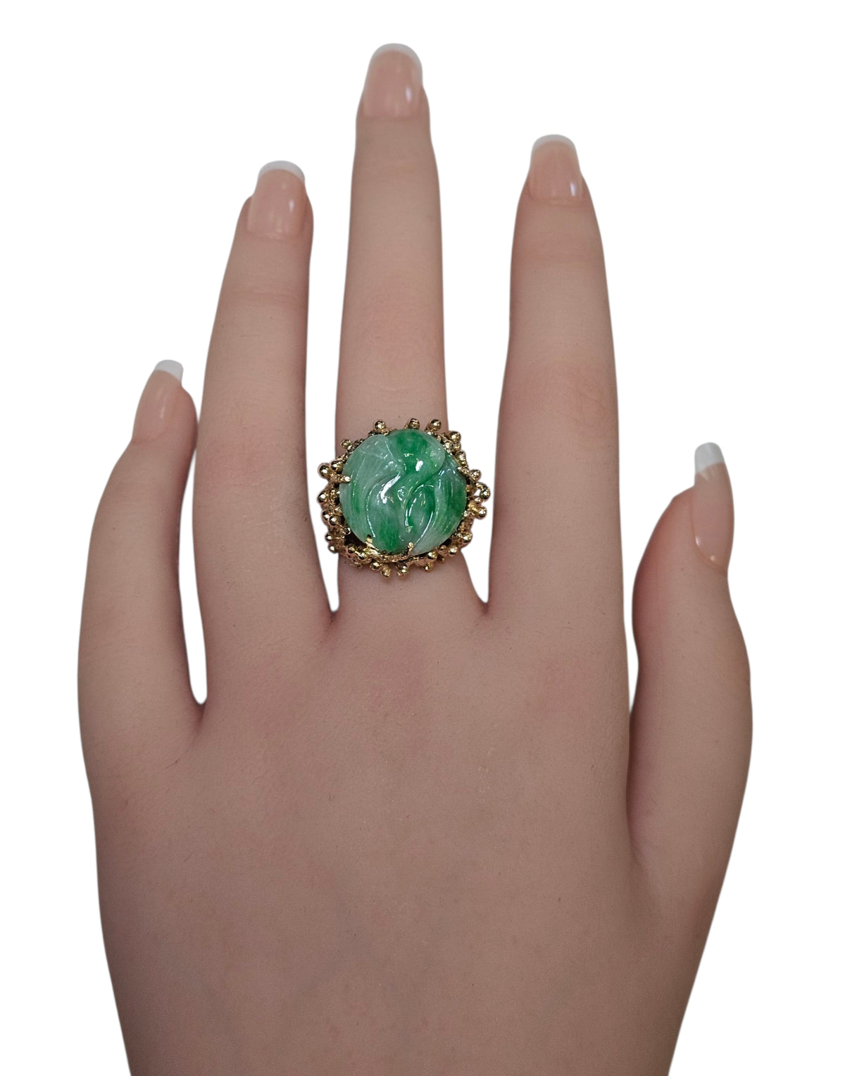 Vintage Oval Carved Jade Ring in 14 Karat Yellow Gold