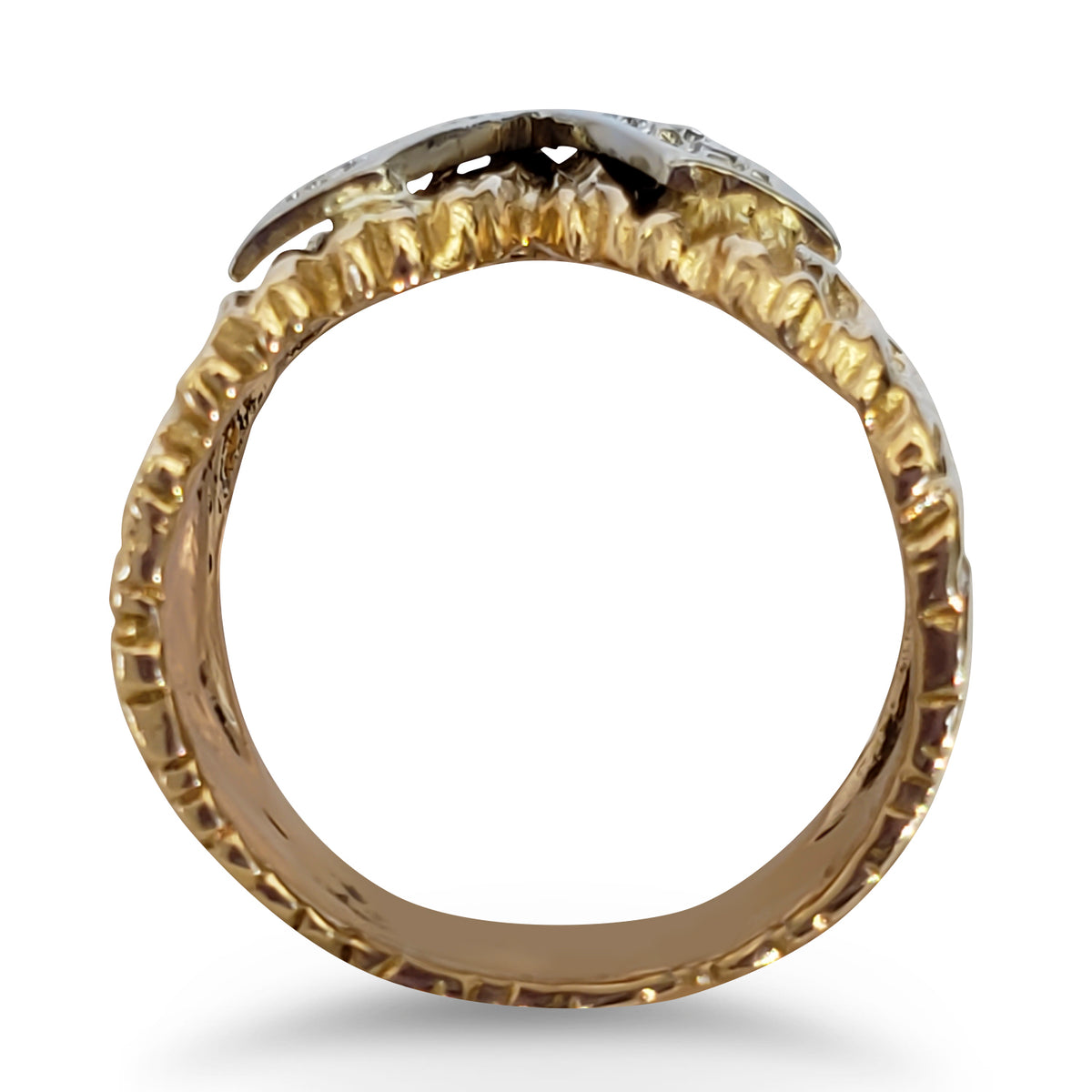 V-shaped Diamond Ring