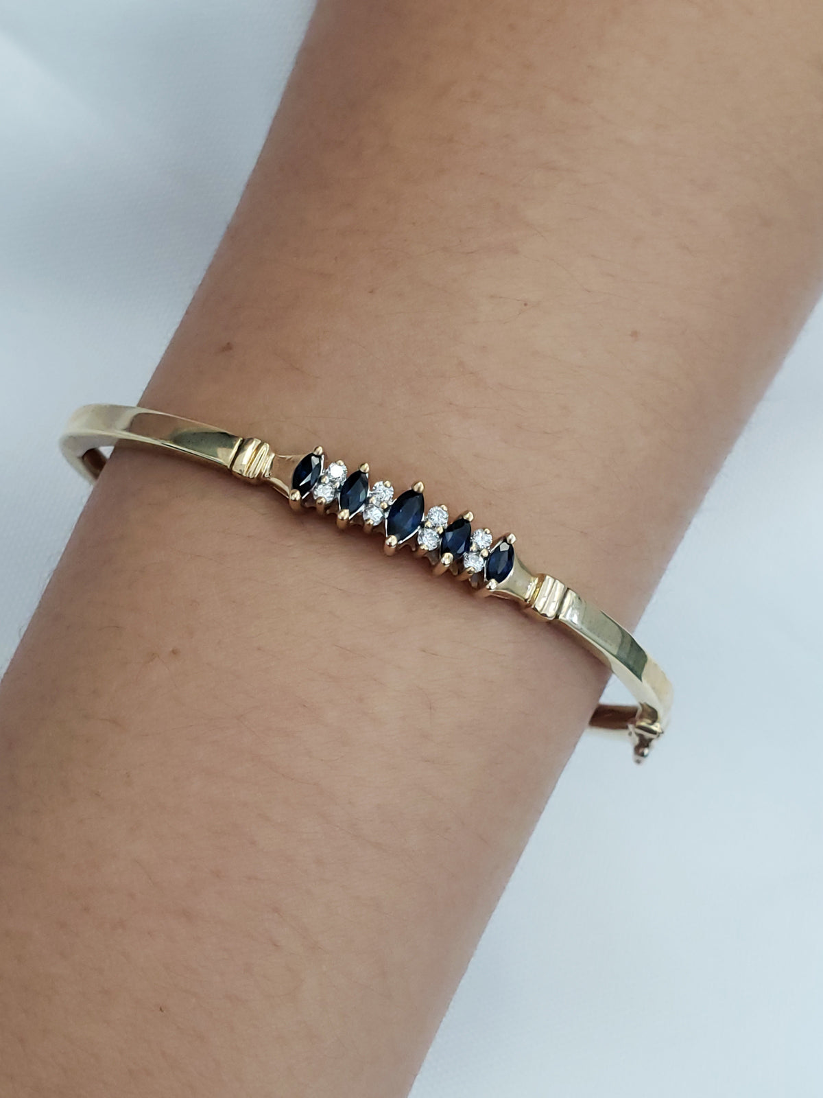 14K Yellow Gold Blue Sapphire and Diamond Bracelet