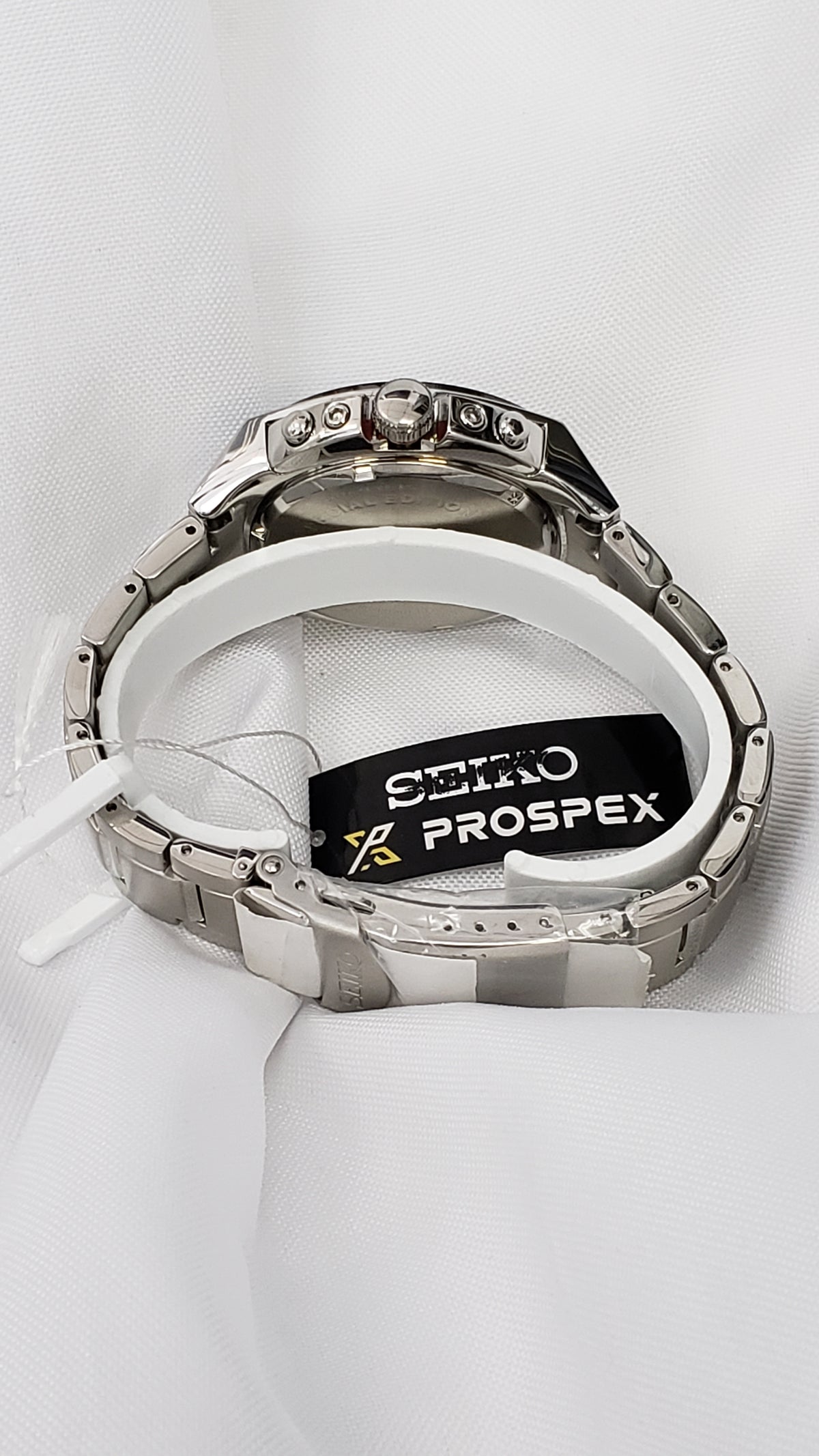 New Seiko Prospex SSC549 World Time Chronograph