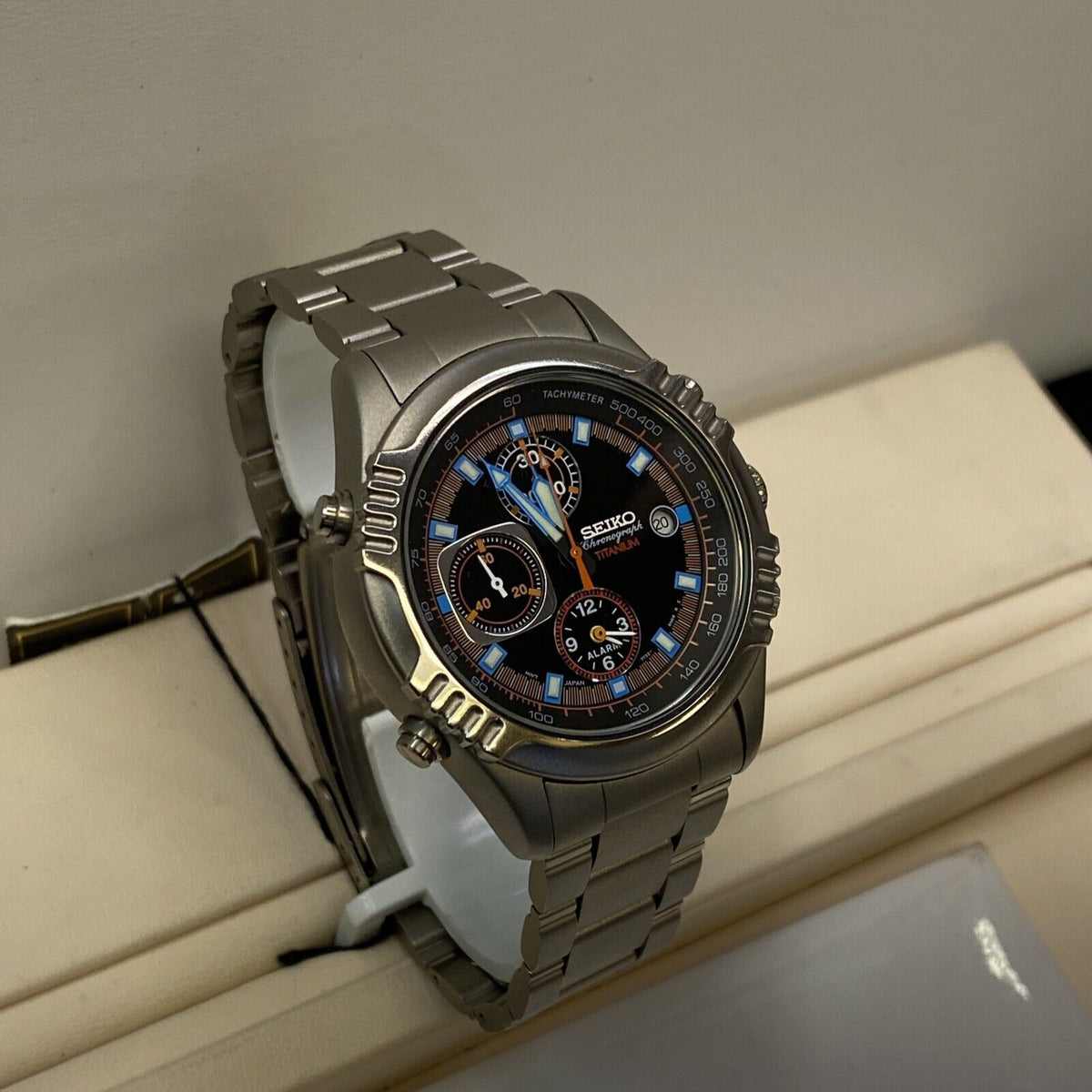 Seiko Chronograph Titanium Watch 50M w/r New With Tags SDWC73