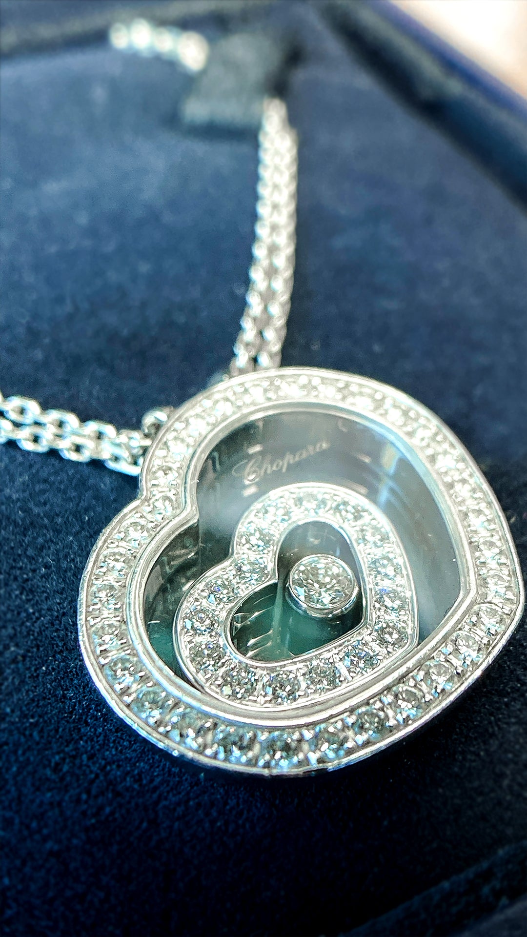 Chopard 18K White Gold Happy Heart Diamond Necklace