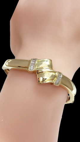 14k Yellow Gold Woman's Baguette Diamond Bangle Bracelet