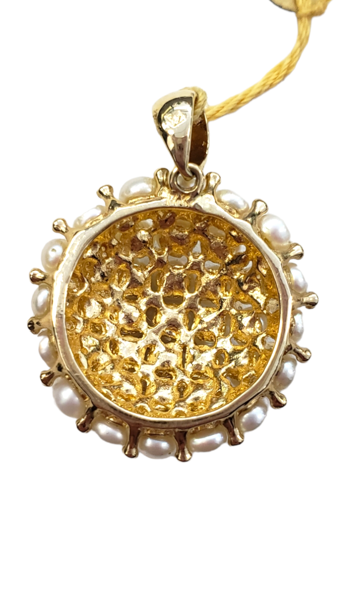 Pearl Cluster Pendant  New w/o tags, 14k Yellow Gold
