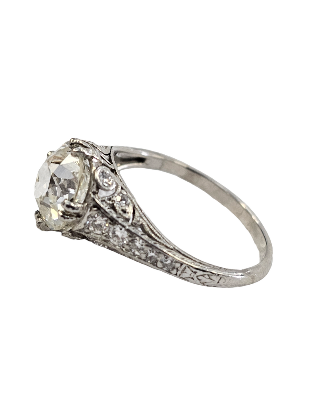 Antique Diamond Engagement Ring, 2.13 Carats, K, VS2, in Platinum.